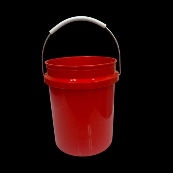 Buc-ee's Red Mini Bucket with Logo - Picture 2 of 3